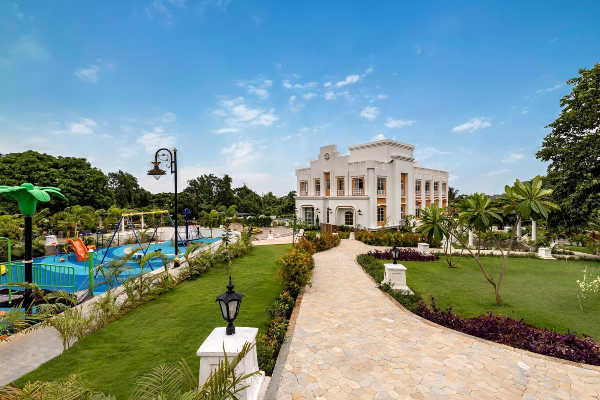 Hotel Imperial Goa Goa Velha Esterno foto
